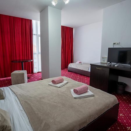 Hotel N Residence 티미쇼아라 외부 사진