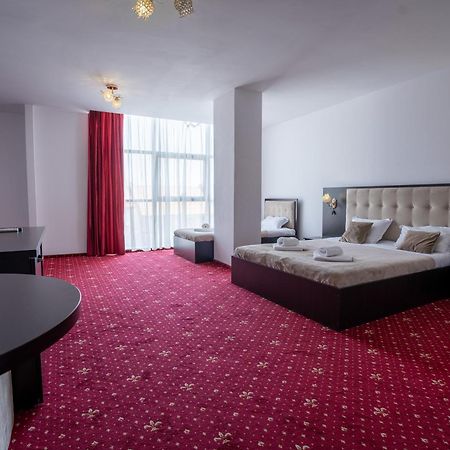 Hotel N Residence 티미쇼아라 외부 사진