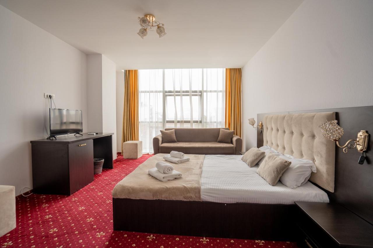 Hotel N Residence 티미쇼아라 외부 사진