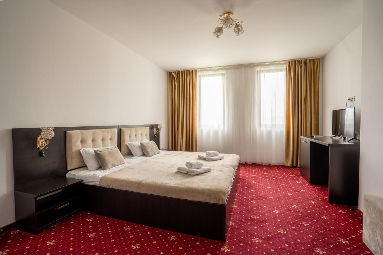 Hotel N Residence 티미쇼아라 외부 사진