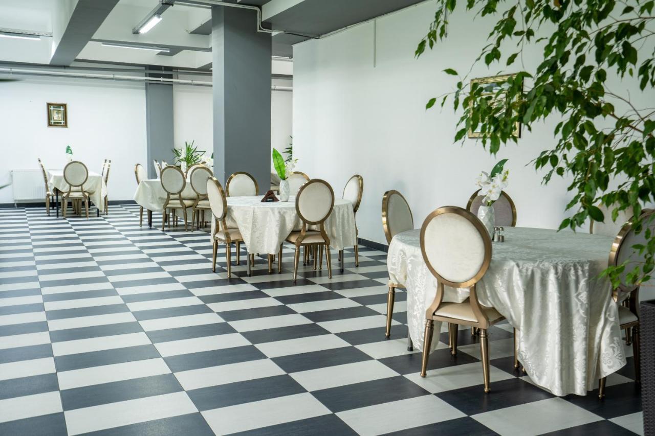 Hotel N Residence 티미쇼아라 외부 사진
