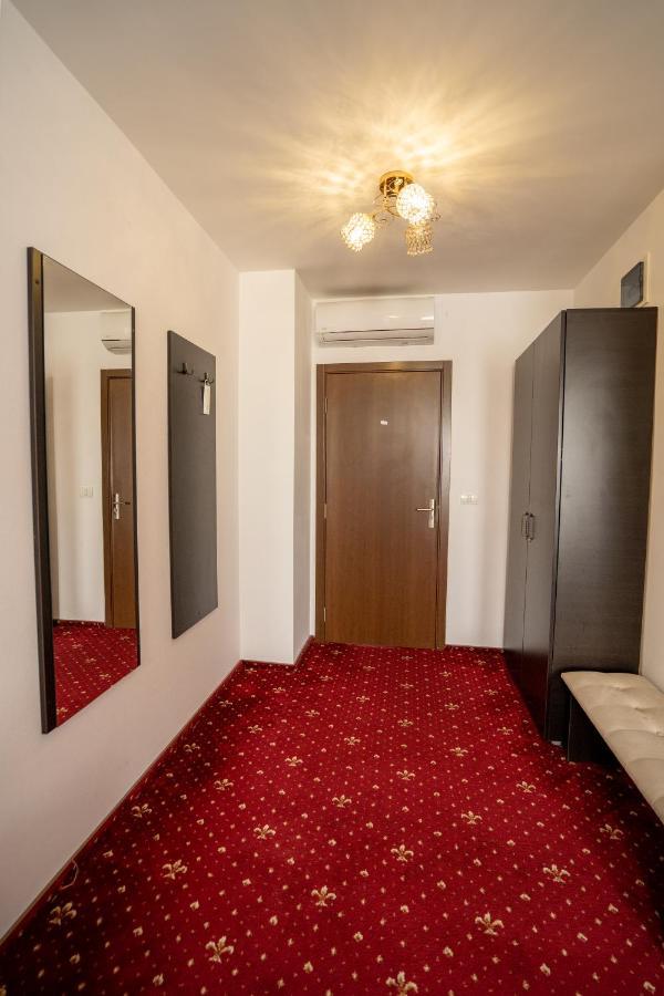 Hotel N Residence 티미쇼아라 외부 사진